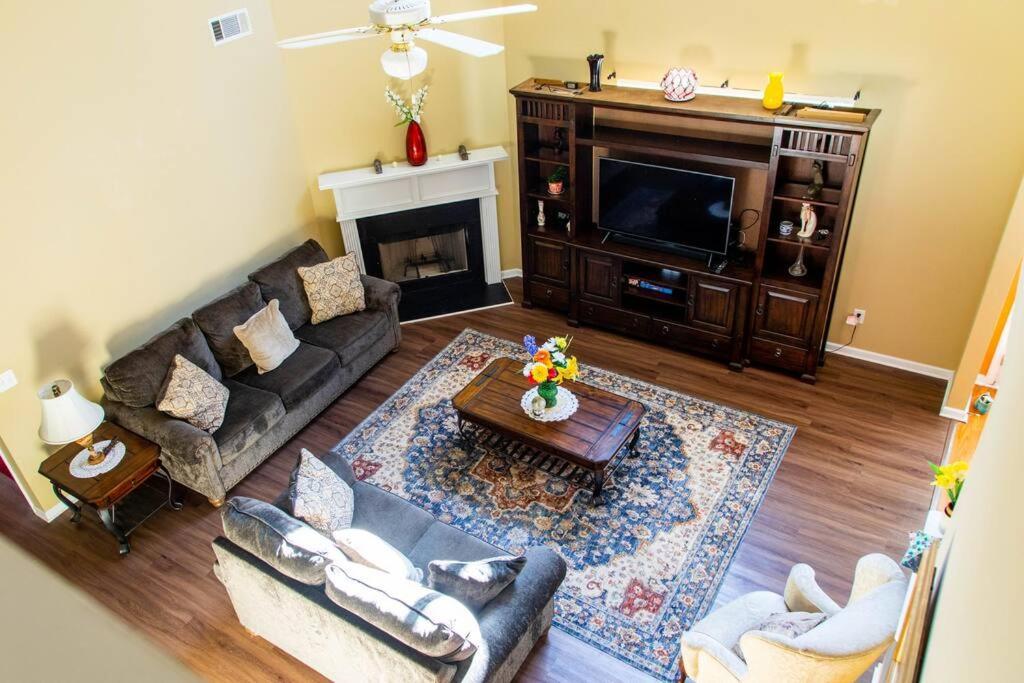 Castle Comfort Ellenwood Luaran gambar
