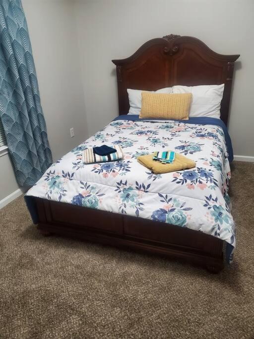 Castle Comfort Ellenwood Luaran gambar