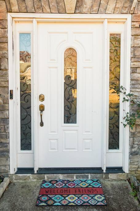 Castle Comfort Ellenwood Luaran gambar