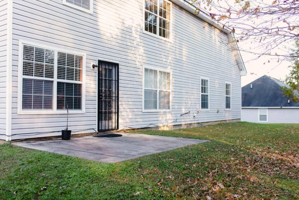Castle Comfort Ellenwood Luaran gambar